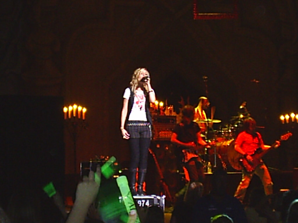 Thanks to [url=http://alyson-michalka.org/forum]Laurencia7[/url]
